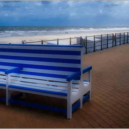 アパート With Sea View And Sunny Terrace ミデルケルケ